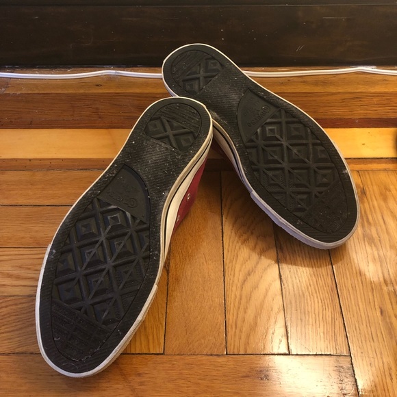 Low Top Converse - Picture 5 of 8